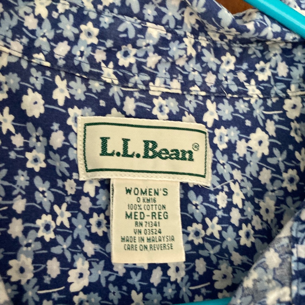 L.L.Bean Floral Sleeveless Top Blouse 🦋🦋🦋 - Picture 2 of 7